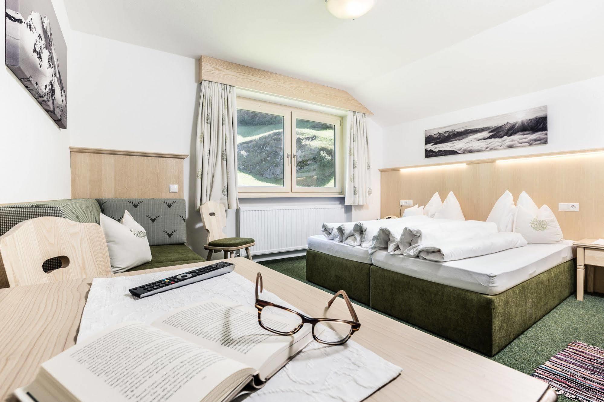 Madle - B&B Sölden Eksteriør billede