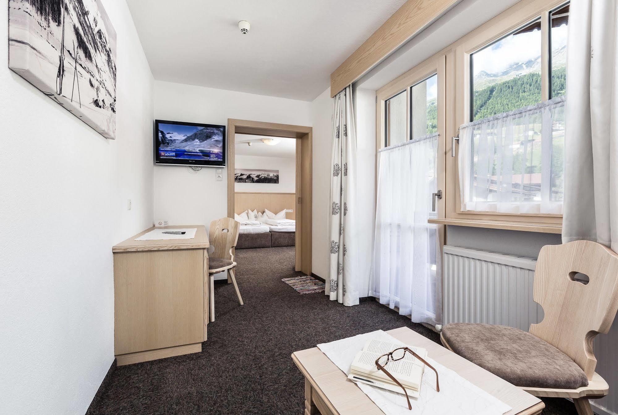 Madle - B&B Sölden Eksteriør billede
